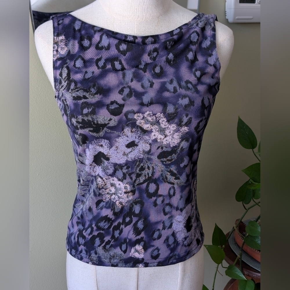 Ninety Women's Size Small Petite Purple Animal Floral Print Sleeveless Blouse